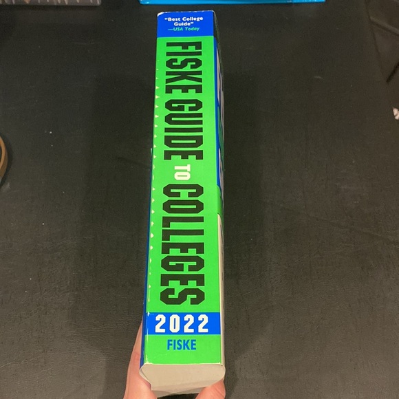 FISKE Guide to Colleges 2022 - Picture 3 of 3